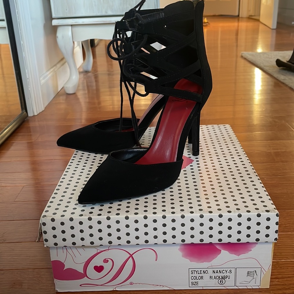 NWOT! Black lace-up Stillettos - Picture 2 of 6